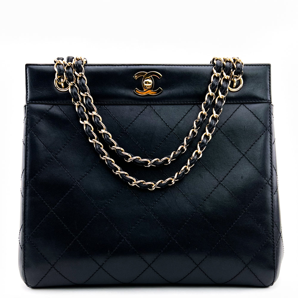 Chanel - Authenticated Classic CC Shopping Handbag - Leather Black Plain for Women, Very Good Condition