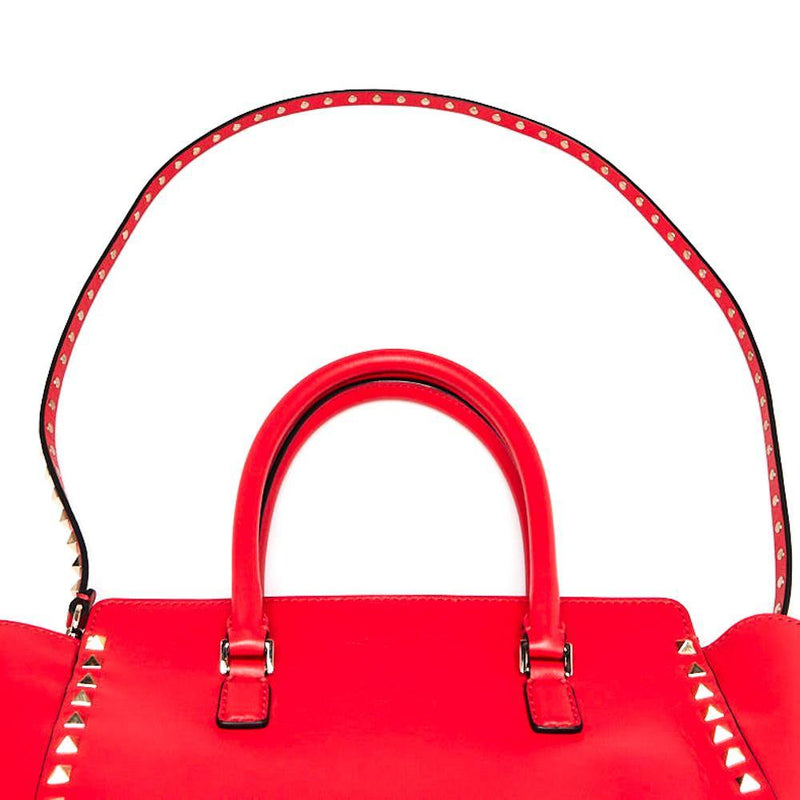 Valentino 'V' logo leather mini shopper  Dolce and gabbana handbags, Valentino  bags, Leather mini