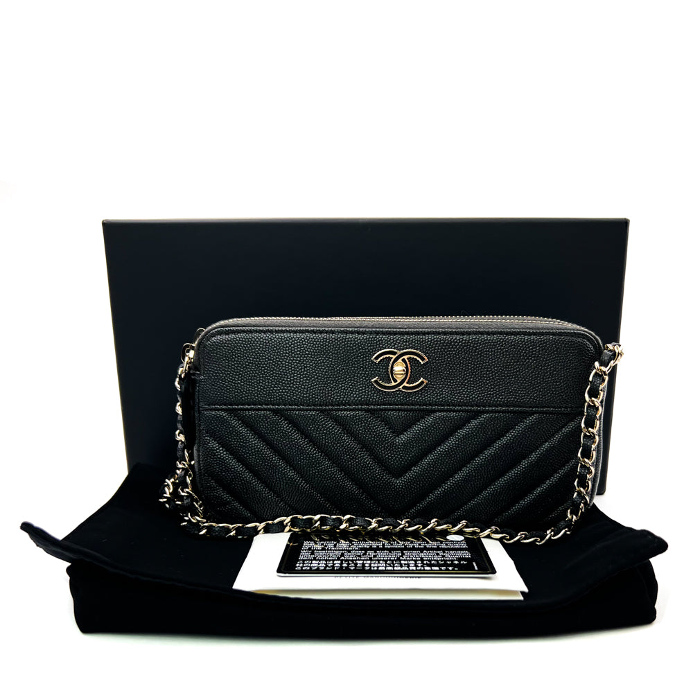 Chanel 2019 Black Lambskin Leather Quilted Classic Flap Clutch Bag For Sale  at 1stDibs