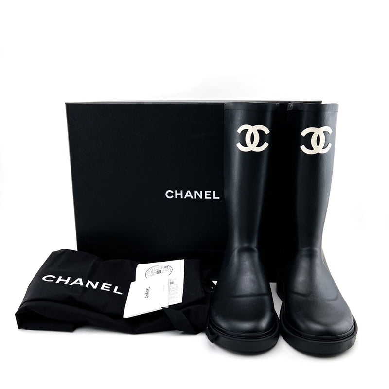 Chanel Black Caoutchouc CC Rain Boots 38