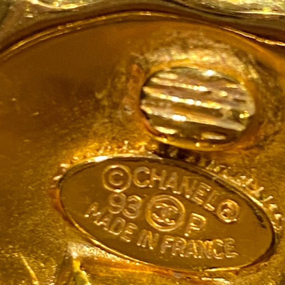 Vintage 1980s CHANEL Rhinestone Round CC Logo Clip On