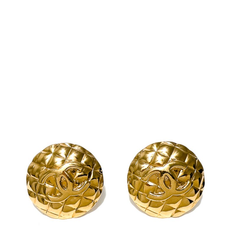 Chanel Brand New Gold CC Seed Pearl Flower Small Piercing Earrings For Sale  at 1stDibs