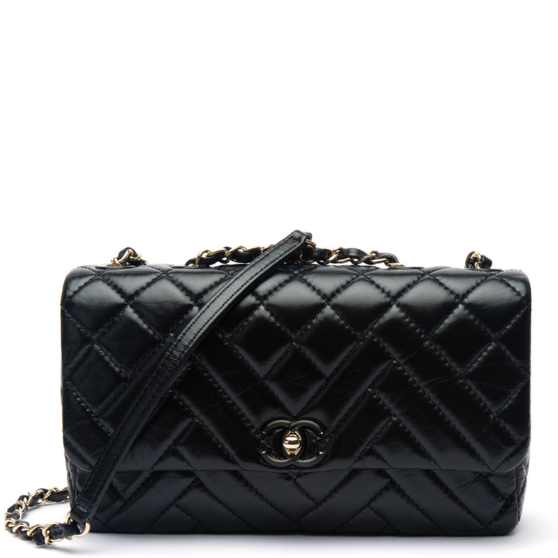 Chanel Black Chevron Quilted Lambskin Leather New Clutch Flap Bag