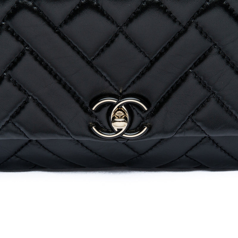 CHANEL Lambskin Chevron Quilted Trendy CC Wallet On Chain WOC Black 264675